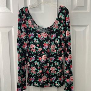 Ultra Flirt floral print scoop neck long sleeve